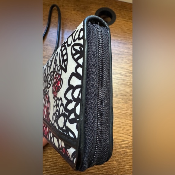 COACH Poppy Graffiti Doodle Floral Zip Wallet Wristlet EUC Black & White - Picture 7 of 9